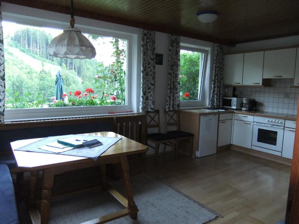 Enghagen Haarstube * Vorderstoder